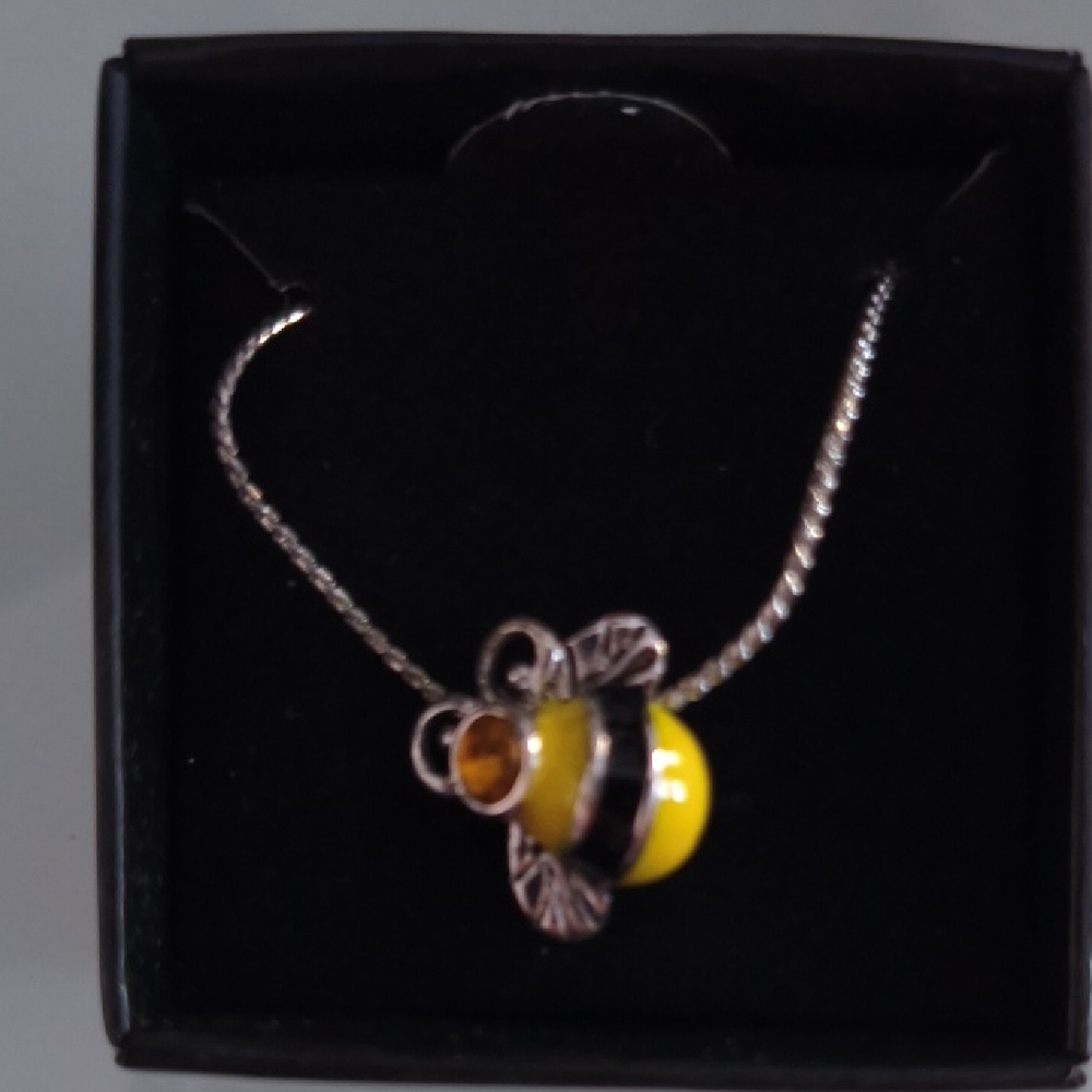 Avon Critters Pendant Yellow and Black Bee Necklace